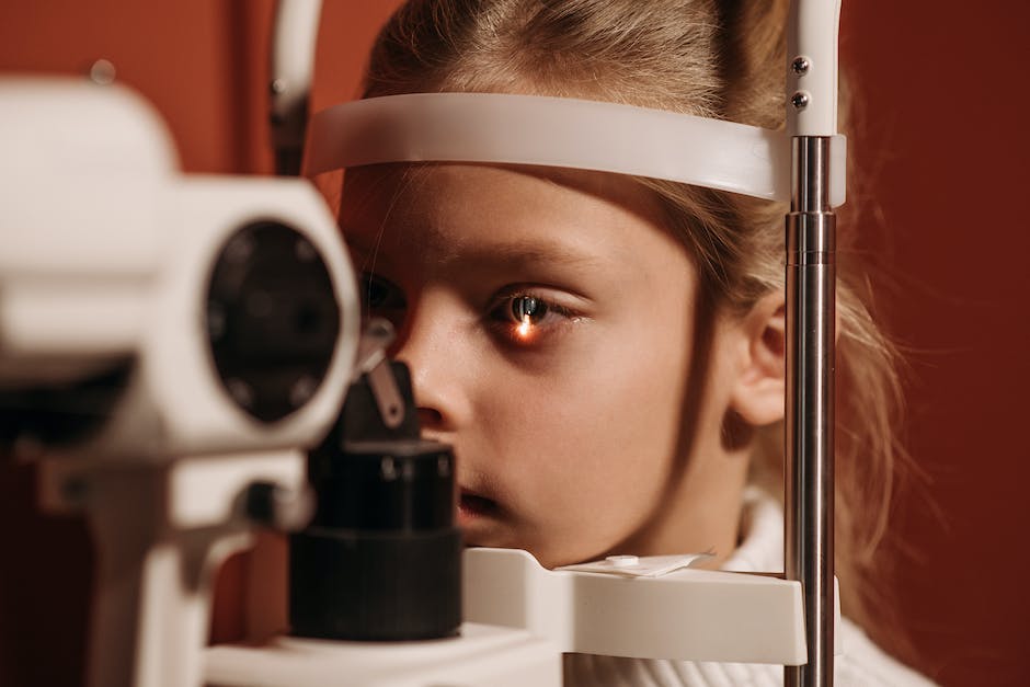 Badanie dna oka – kluczowe informacje dla Twojego wzroku